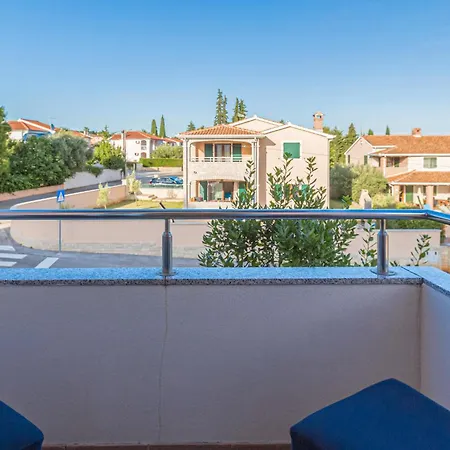 Apartmán Nice In Vabriga With House Sea View *